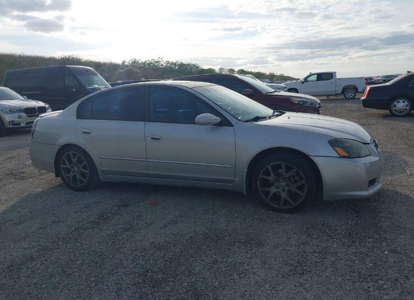 Photo 13 of 2005 Nissan Altima 3.5 SE-R (VIN 1N4BL11D85C253408)