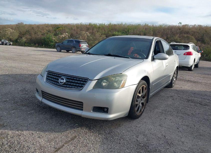 Photo 2 of 2005 Nissan Altima 3.5 SE-R (VIN 1N4BL11D85C253408)