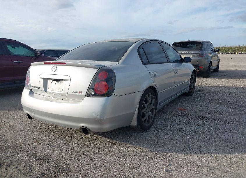Photo 4 of 2005 Nissan Altima 3.5 SE-R (VIN 1N4BL11D85C253408)