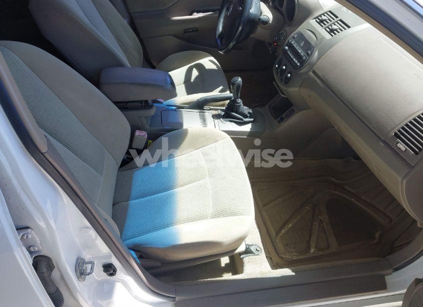 Photo 5 of 2002 Nissan Altima 3.5 SE (VIN 1N4BL11D92C218274)