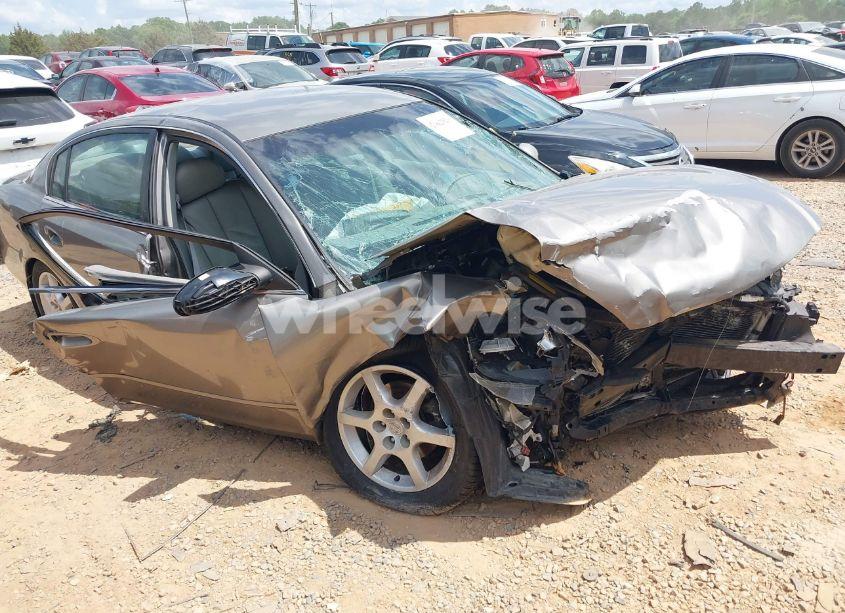 2004 Nissan Altima 3.5 SE (VIN 1N4BL11D94C186218) main photo