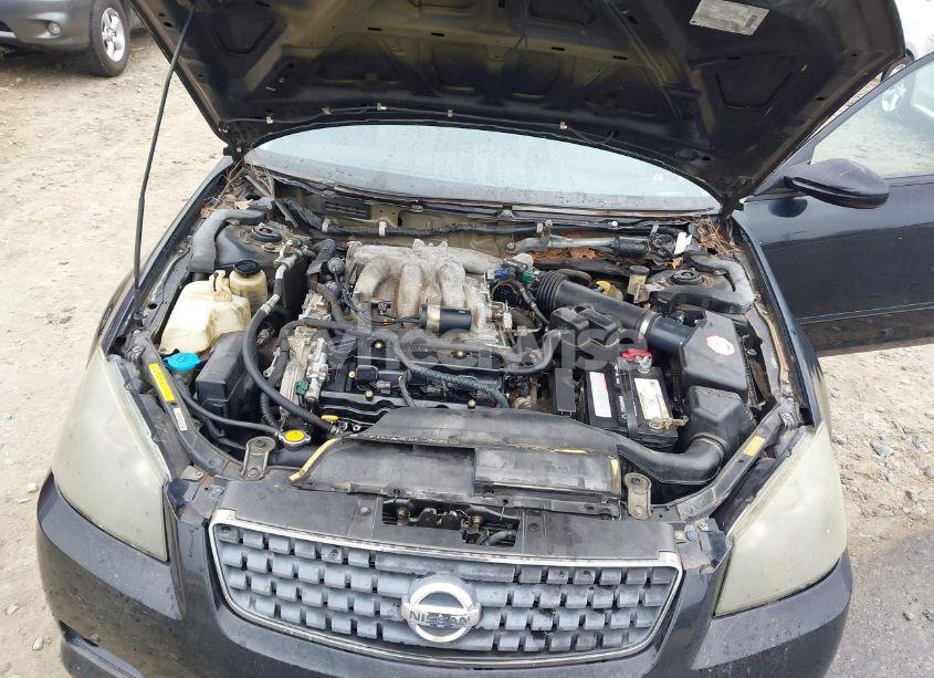 Photo 10 of 2005 Nissan Altima 3.5 SE-R (VIN 1N4BL11D95C250548)