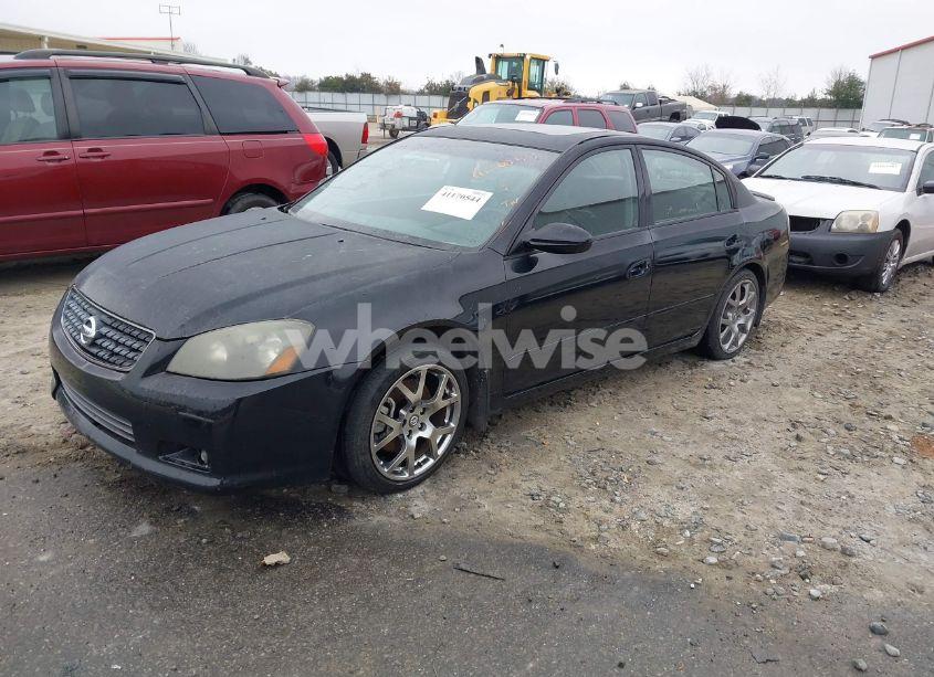 Photo 2 of 2005 Nissan Altima 3.5 SE-R (VIN 1N4BL11D95C250548)