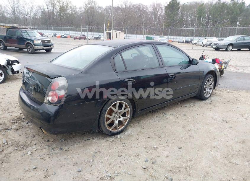 Photo 4 of 2005 Nissan Altima 3.5 SE-R (VIN 1N4BL11D95C250548)