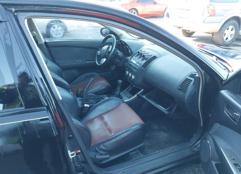 Photo 5 of 2005 Nissan Altima 3.5 SE-R (VIN 1N4BL11D95C281931)