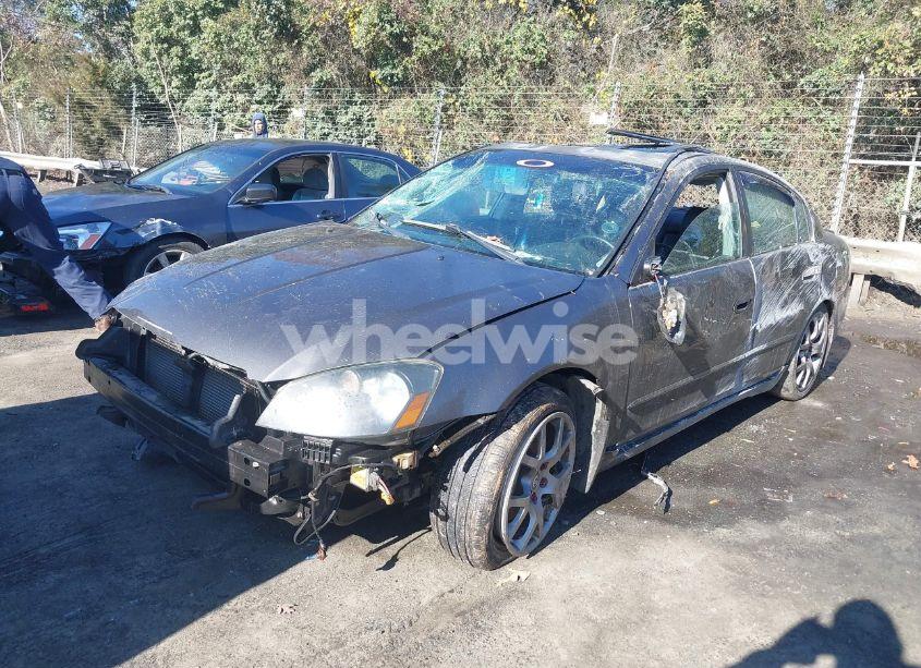 Photo 2 of 2005 Nissan Altima 3.5 SE-R (VIN 1N4BL11E05C262838)