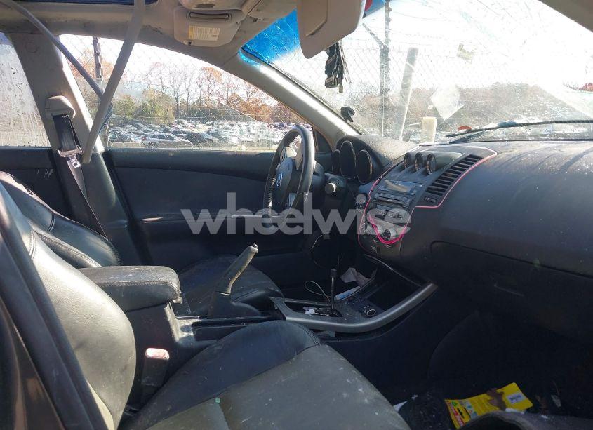 Photo 5 of 2005 Nissan Altima 3.5 SE-R (VIN 1N4BL11E05C262838)