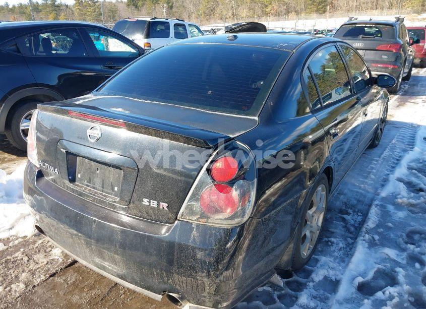 Photo 4 of 2006 Nissan Altima 3.5 SE-R (VIN 1N4BL11E06C145892)