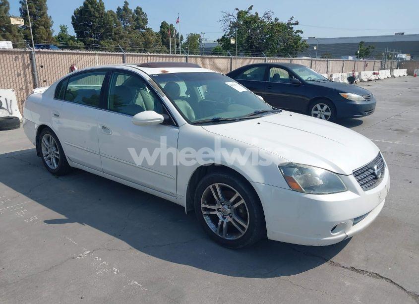 2005 Nissan Altima 3.5 SE (VIN 1N4BL11E25C280404) main photo