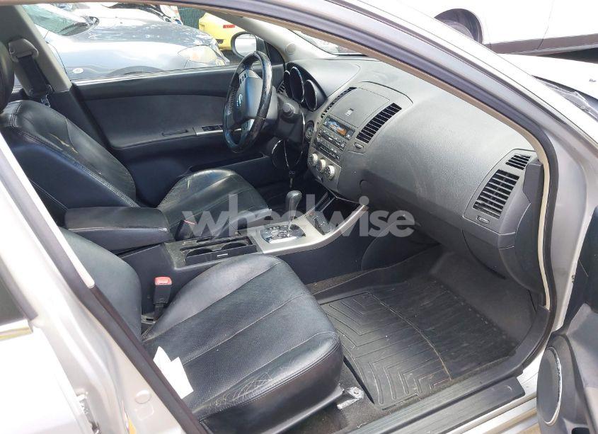 Photo 5 of 2005 Nissan Altima 3.5 SL (VIN 1N4BL11E25C955474)