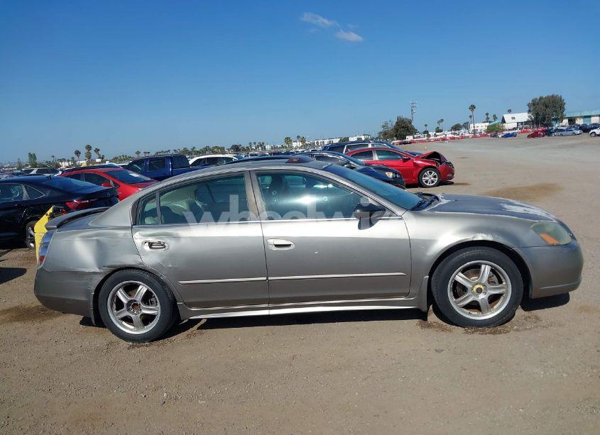 Photo 13 of 2005 Nissan Altima 3.5 SE (VIN 1N4BL11E25N493521)
