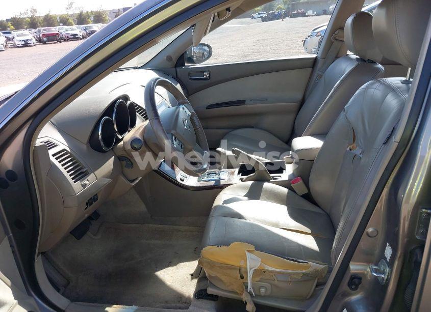 Photo 5 of 2005 Nissan Altima 3.5 SE (VIN 1N4BL11E25N493521)