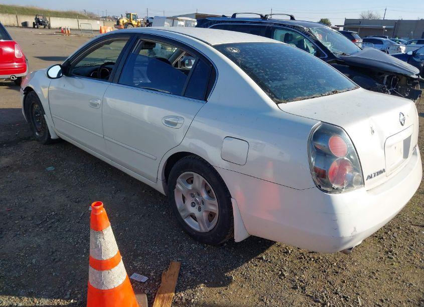Photo 3 of 2005 Nissan Altima 3.5 SE (VIN 1N4BL11E45N924957)