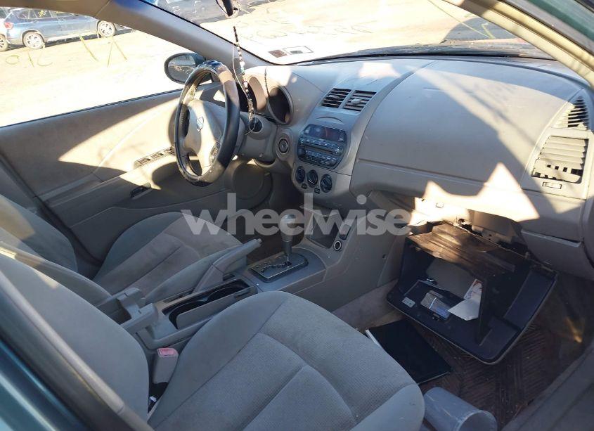 Photo 5 of 2002 Nissan Altima 3.5 SE (VIN 1N4BL11E62C115936)