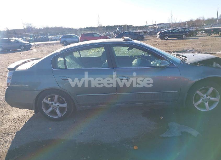 Photo 13 of 2005 Nissan Altima 3.5 SE (VIN 1N4BL11E65C118744)