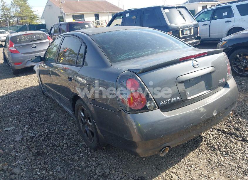 Photo 3 of 2005 Nissan Altima 3.5 SE-R (VIN 1N4BL11E65C250855)
