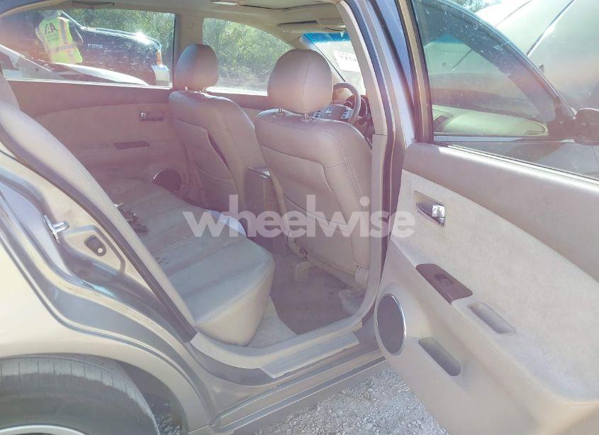 Photo 8 of 2005 Nissan Altima 3.5 SL (VIN 1N4BL11E75C117733)