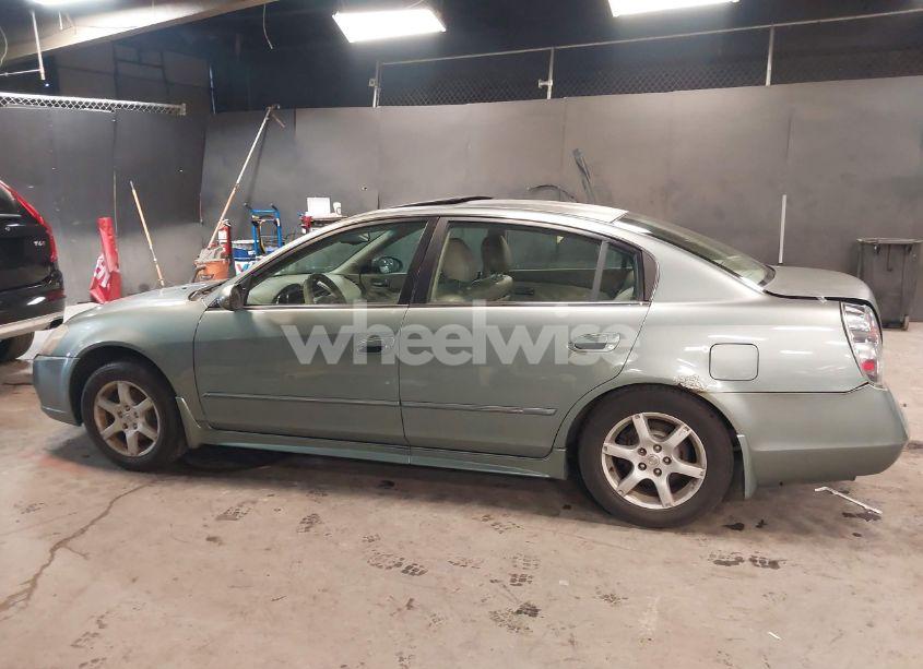 Photo 14 of 2005 Nissan Altima 3.5 SL (VIN 1N4BL11E85N928820)