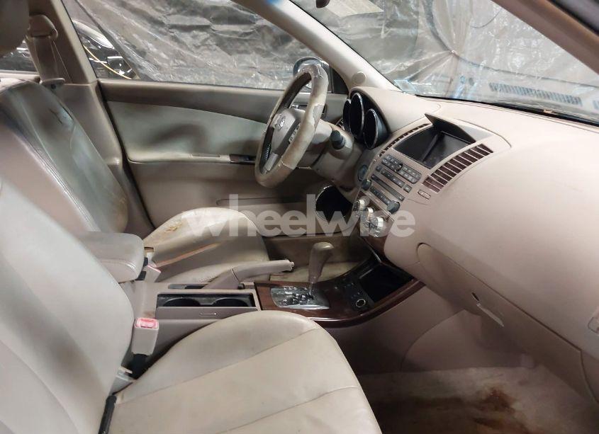 Photo 5 of 2005 Nissan Altima 3.5 SL (VIN 1N4BL11E85N928820)