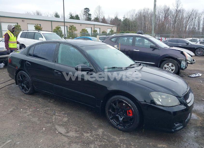 2005 Nissan Altima 3.5 SE-R (VIN 1N4BL11EX5C270851) main photo