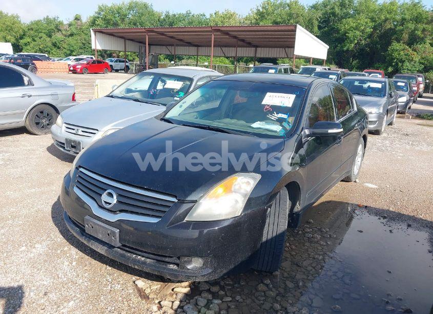 Photo 2 of 2009 Nissan Altima 3.5 SL (VIN 1N4BL21E19N400533)