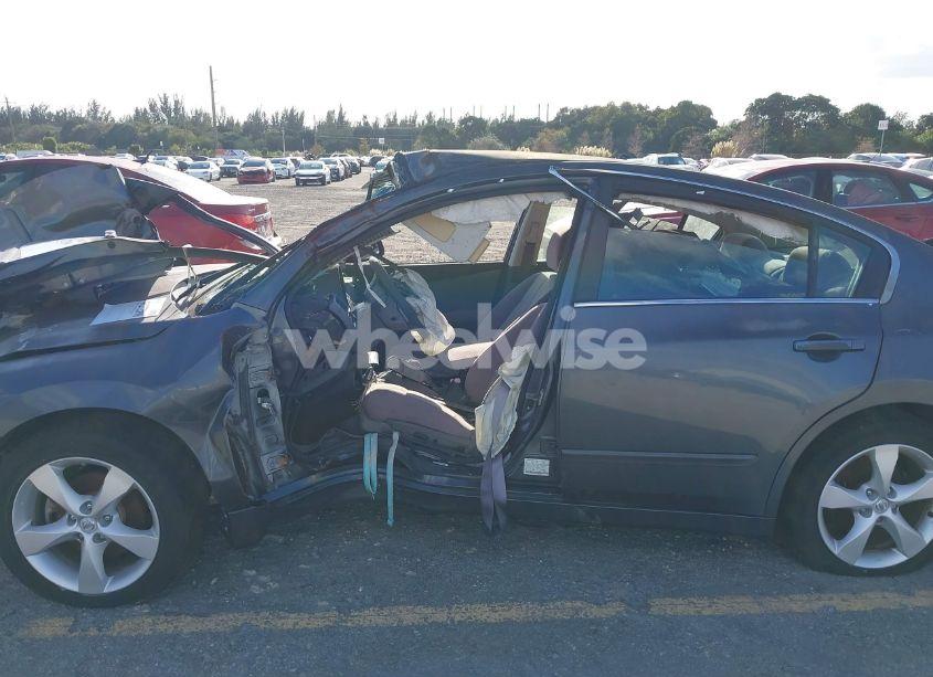 Photo 6 of 2007 Nissan Altima 3.5 SE (VIN 1N4BL21E27C189657)