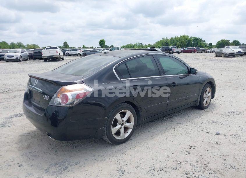 Photo 4 of 2007 Nissan Altima 3.5 SE (VIN 1N4BL21E27C224066)