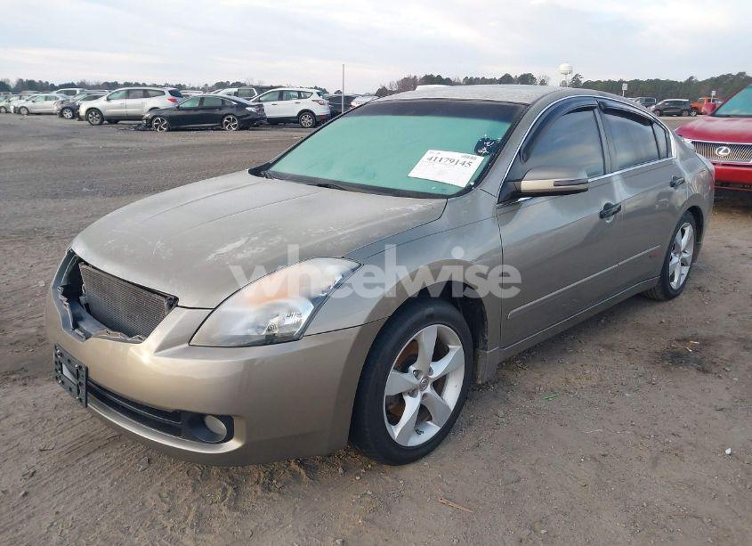Photo 2 of 2007 Nissan Altima 3.5 SE (VIN 1N4BL21E37C112442)