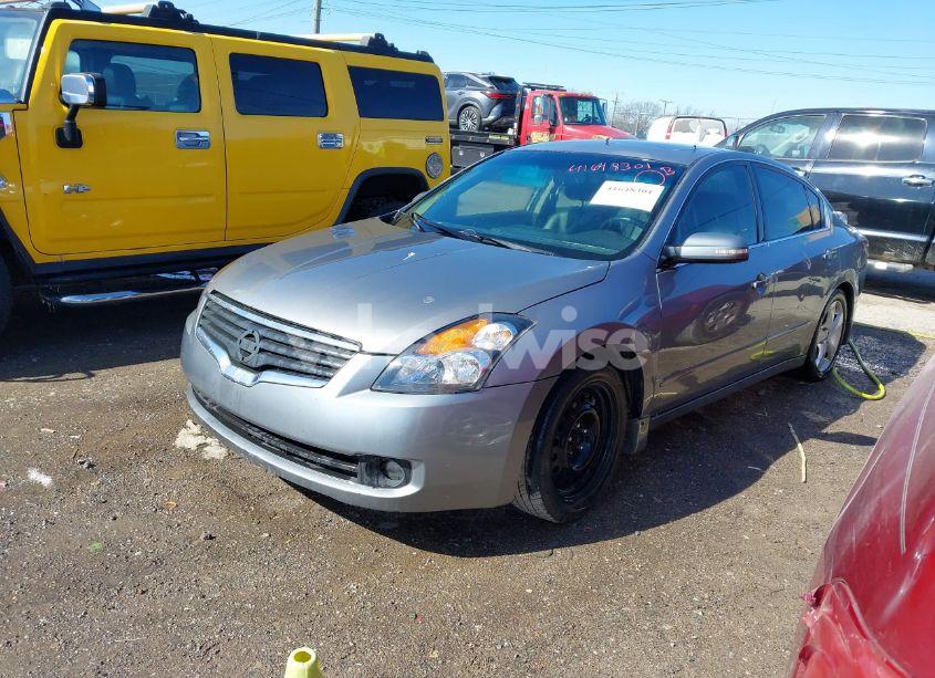 Photo 2 of 2008 Nissan Altima 3.5 SE (VIN 1N4BL21E38C152893)