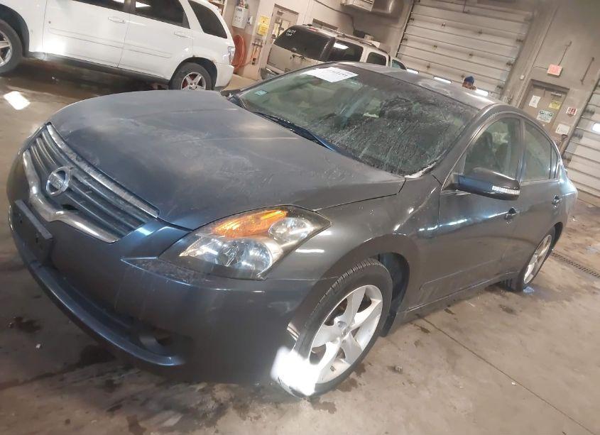 Photo 2 of 2007 Nissan Altima 3.5 SE (VIN 1N4BL21E47C238566)