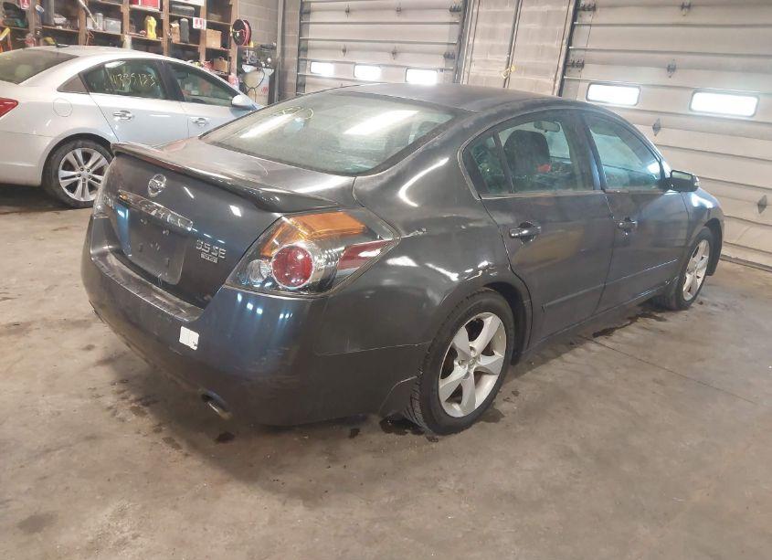 Photo 4 of 2007 Nissan Altima 3.5 SE (VIN 1N4BL21E47C238566)