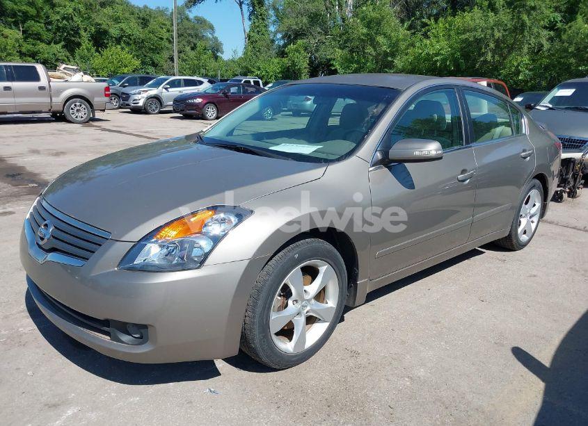 Photo 2 of 2007 Nissan Altima 3.5 SE (VIN 1N4BL21E57N418482)