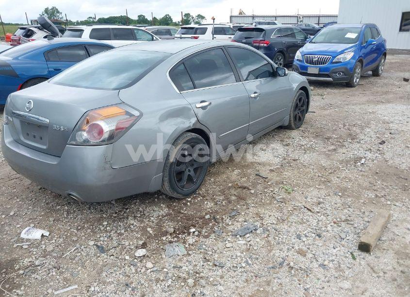 Photo 4 of 2008 Nissan Altima 3.5 SE (VIN 1N4BL21E58C210986)