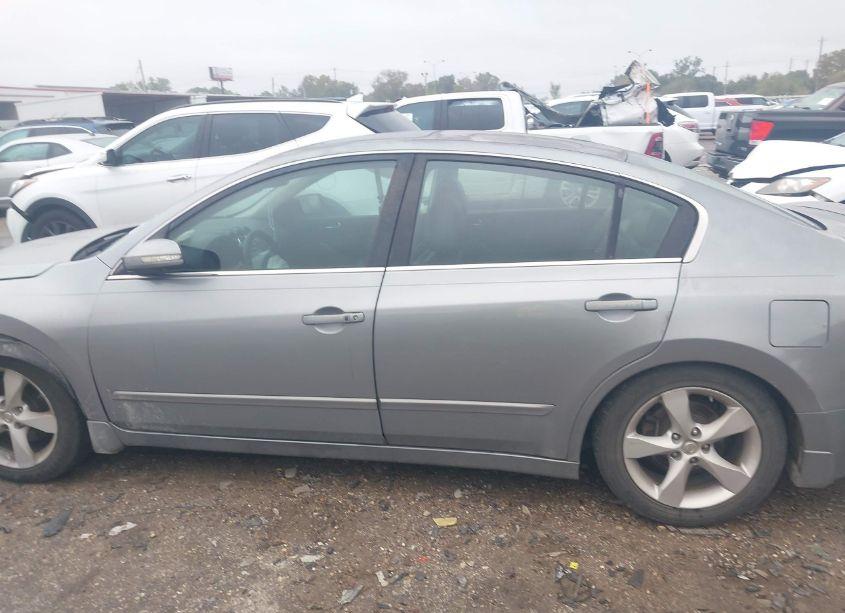 Photo 14 of 2007 Nissan Altima 3.5 SE (VIN 1N4BL21E67C134774)