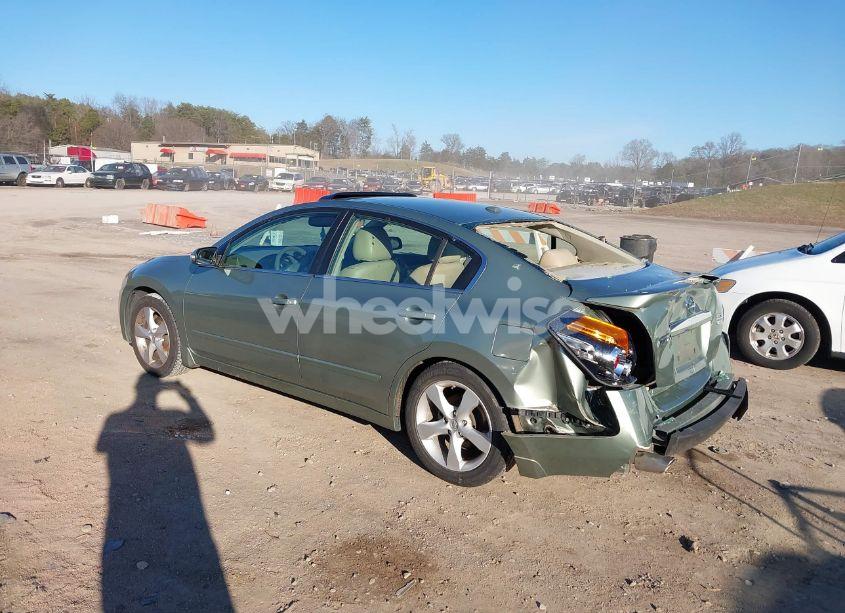 Photo 3 of 2007 Nissan Altima 3.5 SE (VIN 1N4BL21E67C163921)