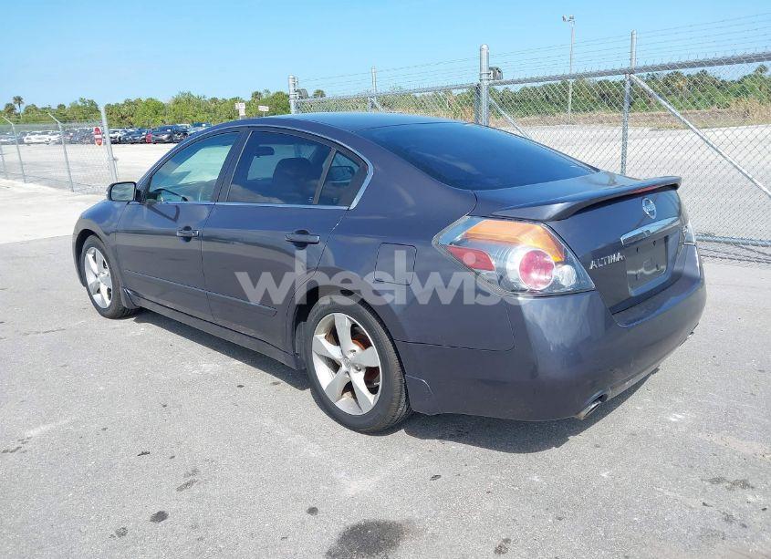 Photo 3 of 2007 Nissan Altima 3.5 SE (VIN 1N4BL21E67C200014)