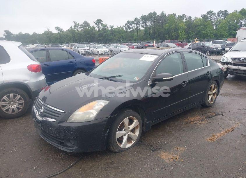 Photo 2 of 2007 Nissan Altima 3.5 SE (VIN 1N4BL21E67C224068)