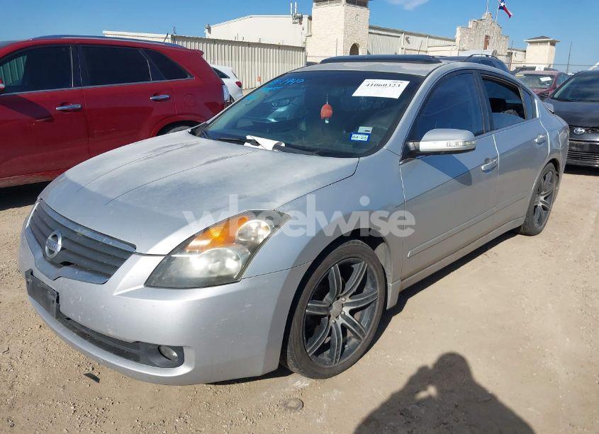 Photo 2 of 2007 Nissan Altima 3.5 SE (VIN 1N4BL21E77C175270)