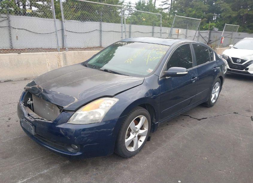 Photo 2 of 2007 Nissan Altima 3.5 SE (VIN 1N4BL21E87C220054)