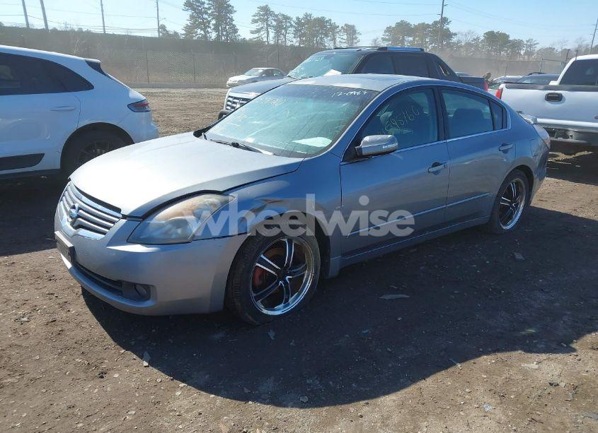 Photo 2 of 2008 Nissan Altima 3.5 SE (VIN 1N4BL21E98C134690)