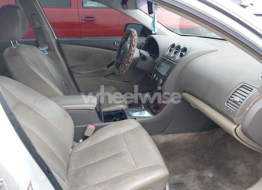 Photo 5 of 2008 Nissan Altima 3.5 SL (VIN 1N4BL21EX8N415630)
