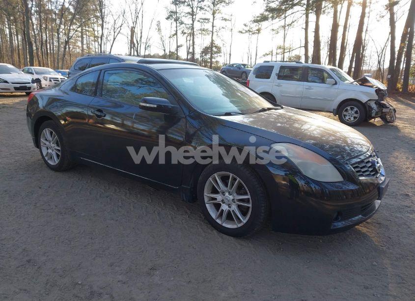 2008 Nissan Altima 3.5 SE (VIN 1N4BL24E18C135103) main photo