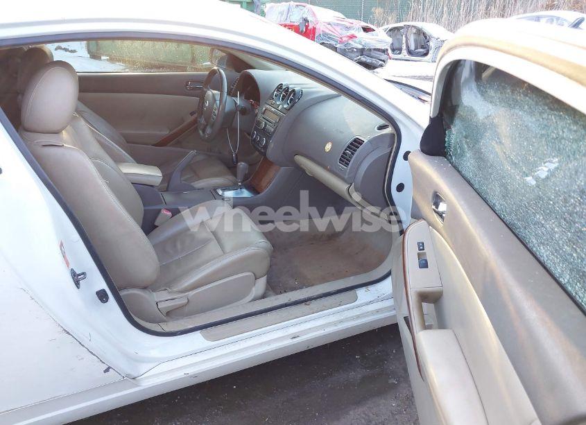 Photo 5 of 2008 Nissan Altima 3.5 SE (VIN 1N4BL24E18C196693)