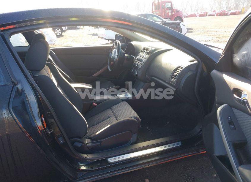 Photo 5 of 2009 Nissan Altima 3.5 SE (VIN 1N4BL24E19C101440)