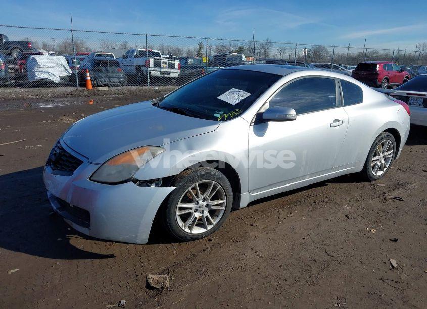 Photo 2 of 2008 Nissan Altima 3.5 SE (VIN 1N4BL24E98C252041)