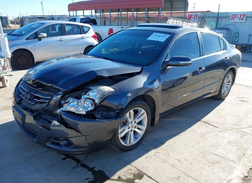 Photo 2 of 2012 Nissan Altima 3.5 SR (VIN 1N4BL2AP0CN541036)