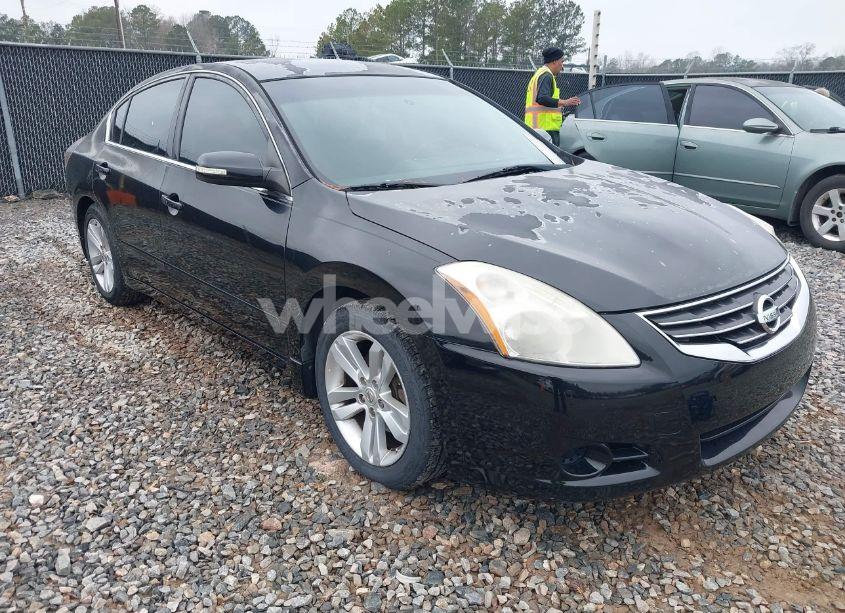2010 Nissan Altima 3.5 SR (VIN 1N4BL2AP2AC104776) main photo
