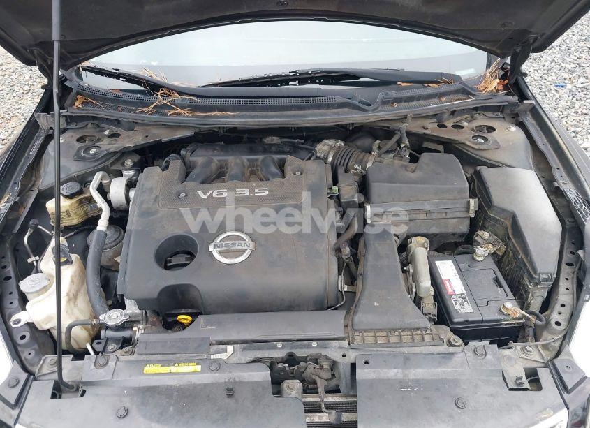 Photo 10 of 2010 Nissan Altima 3.5 SR (VIN 1N4BL2AP2AC104776)