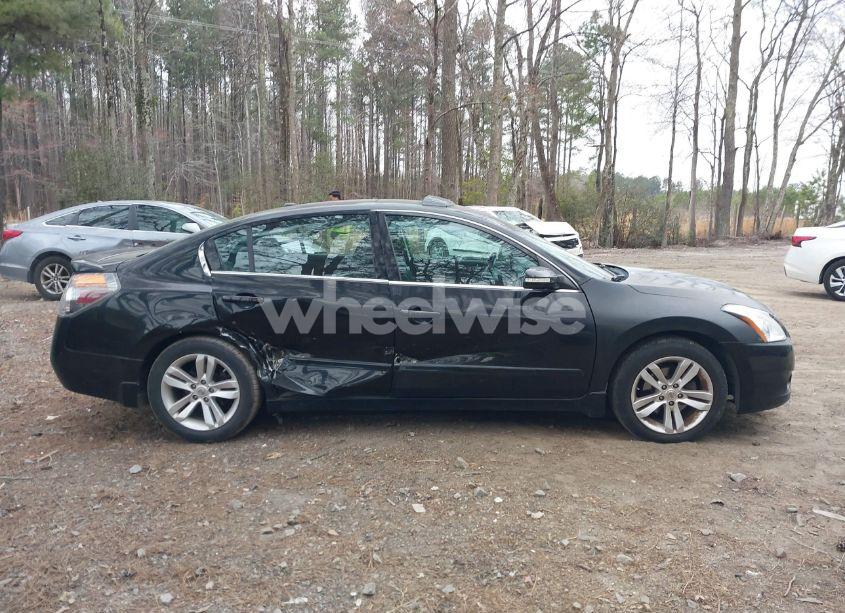 Photo 13 of 2010 Nissan Altima 3.5 SR (VIN 1N4BL2AP2AC151807)