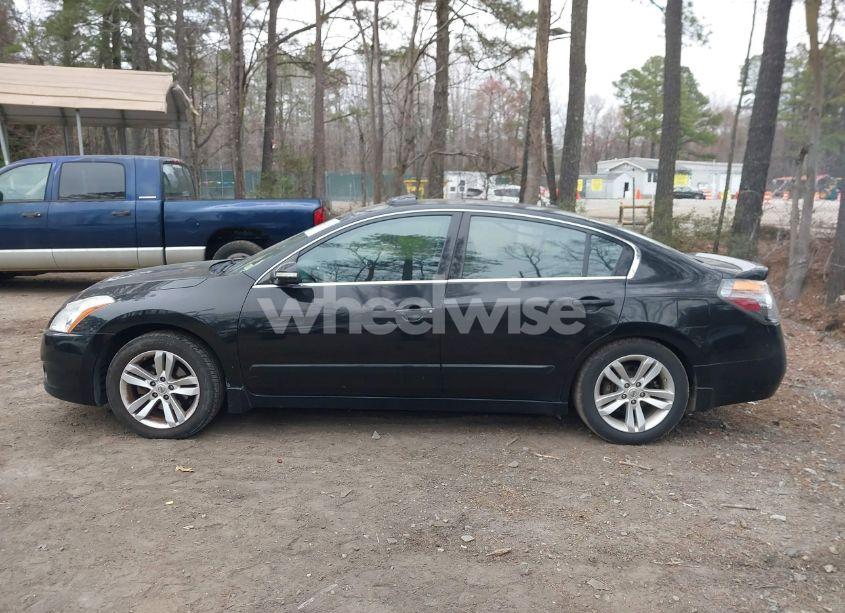 Photo 14 of 2010 Nissan Altima 3.5 SR (VIN 1N4BL2AP2AC151807)